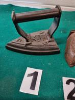 Strijkijzers antiek twee stuks, Ophalen of Verzenden