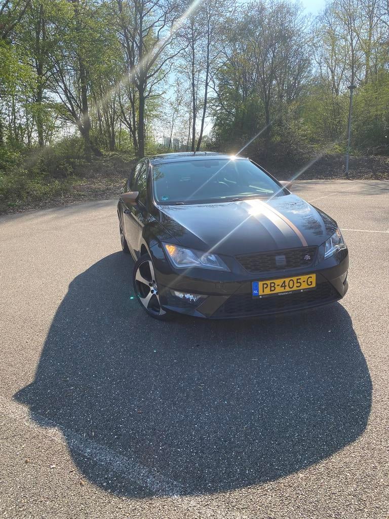 Seat Leon 1.4 TSI 103KW 2013 Zwart, Voorwielaandrijving, 1131 kg, Zwart, 4 cilinders