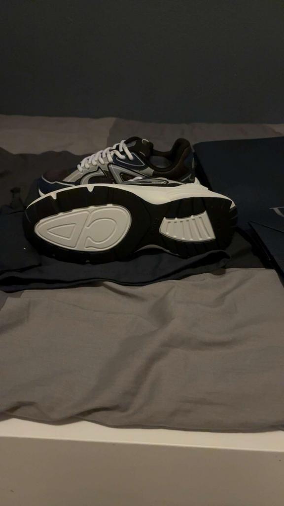 Dior B30 Sneakers - Splinternieuw en Ongebruikt, Kleding | Heren, Schoenen, Ophalen of Verzenden, Nieuw, Overige kleuren, Sneakers of Gympen