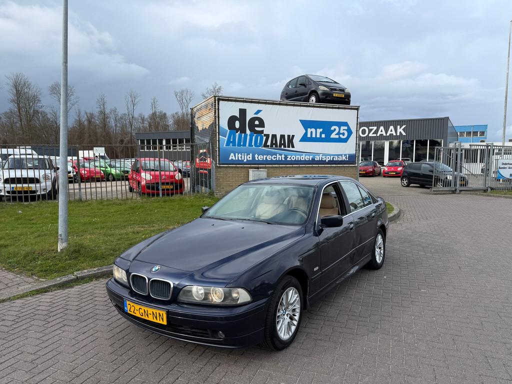 BMW 5-serie 520i Executive Incl nw keuring!, Auto's, 2171 cc, Achterwielaandrijving, Gebruikt, Blauw