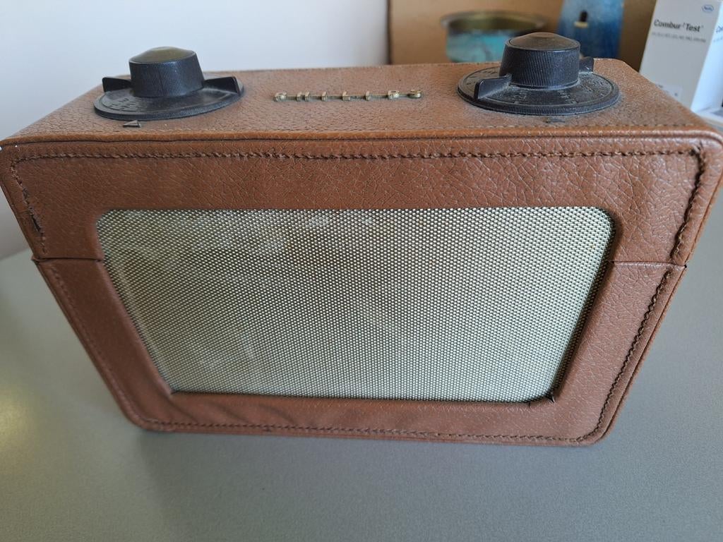 Philips draagbare buizenradio op batterijen, Ophalen of Verzenden, Niet werkend, Radio