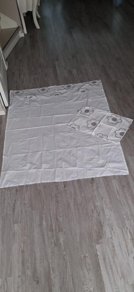 2 lakens en sloop ledikant Little Natural by Jollein, Ophalen of Verzenden, Zo goed als nieuw, Eenpersoons, Wit