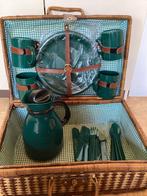 Rieten picknick-koffer  45x35x20 met inhoud, Hobby en Vrije tijd, Picknickmanden, Ophalen, Zo goed als nieuw