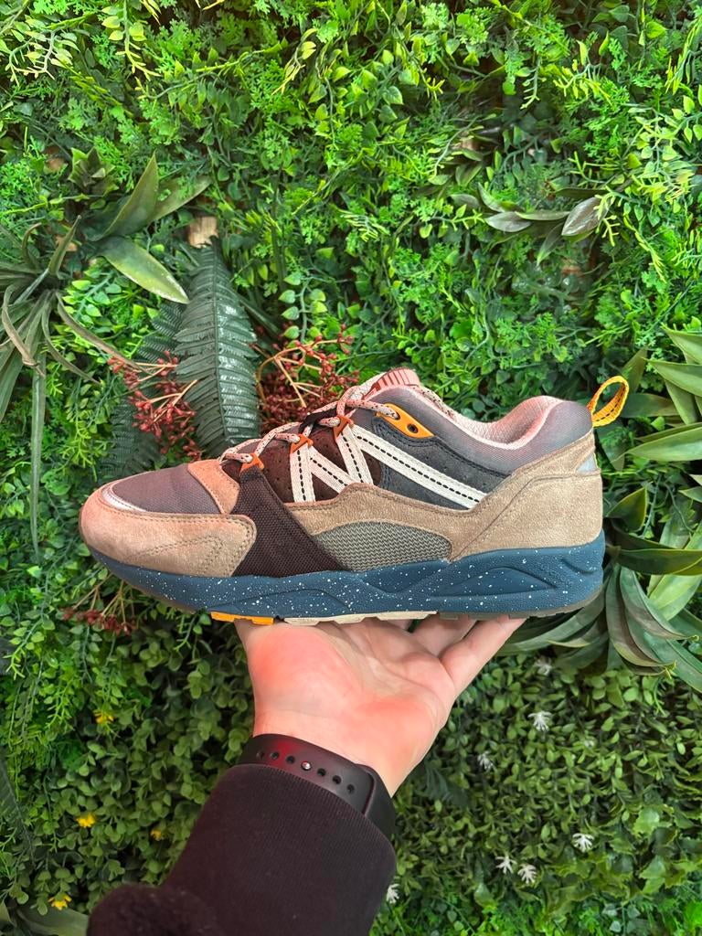 Karhu sneaker bruin 42 gebruikt met doos, Kleding | Heren, Schoenen, D, Bruin, Ophalen of Verzenden, Sneakers of Gympen