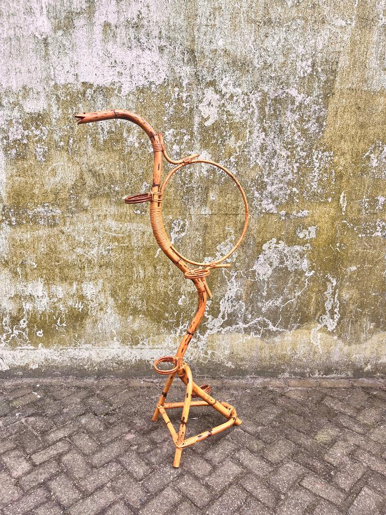 Vintage rotan plantenhouder | slang, Verzamelen, Ophalen, Huis en Inrichting