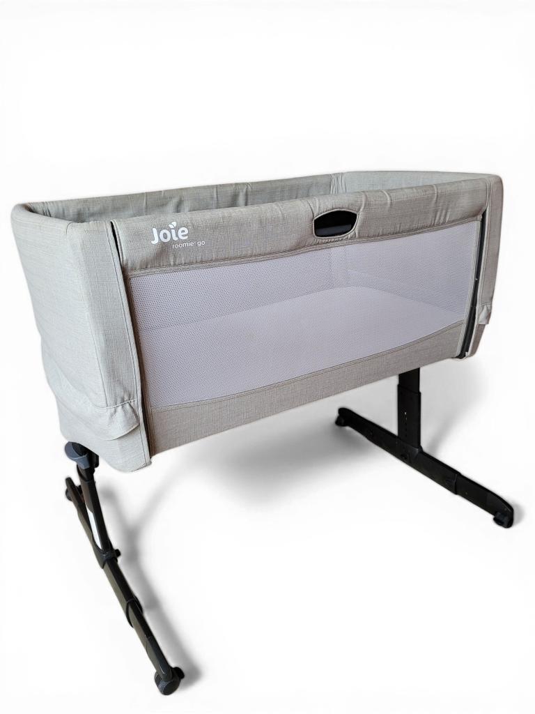 Co-sleeper Joie Roomie, inklapbaaar, matrasje en reistas, Kinderen en Baby's, Ophalen, Zo goed als nieuw, Wieg