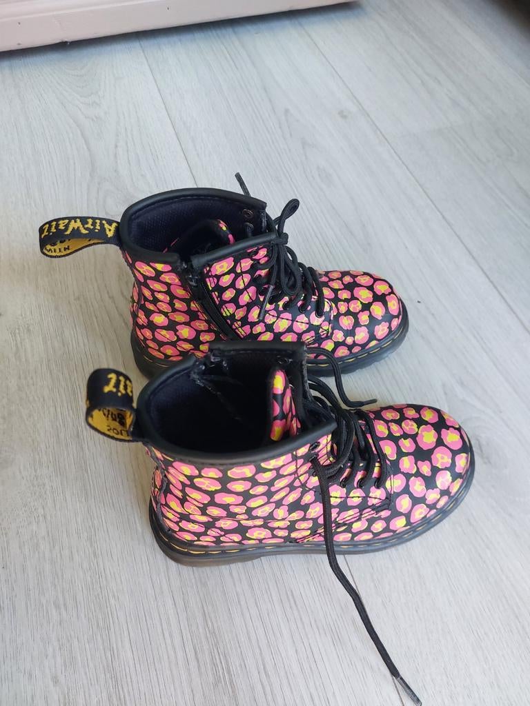 Dr. Martens meisjes schoen met roze bloemen print maat 27, Kinderen en Baby's, Ophalen, Meisje, Schoenen, Dr. martens