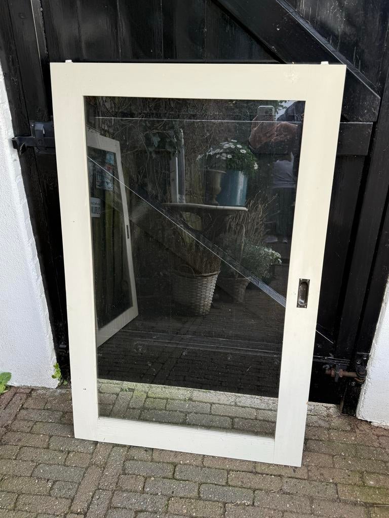 Twee glazen raampjes uit buffetkast, Huis en Inrichting, Kasten | Buffetkasten, Gebruikt, 100 tot 150 cm, Landelijk, Minder dan 25 cm