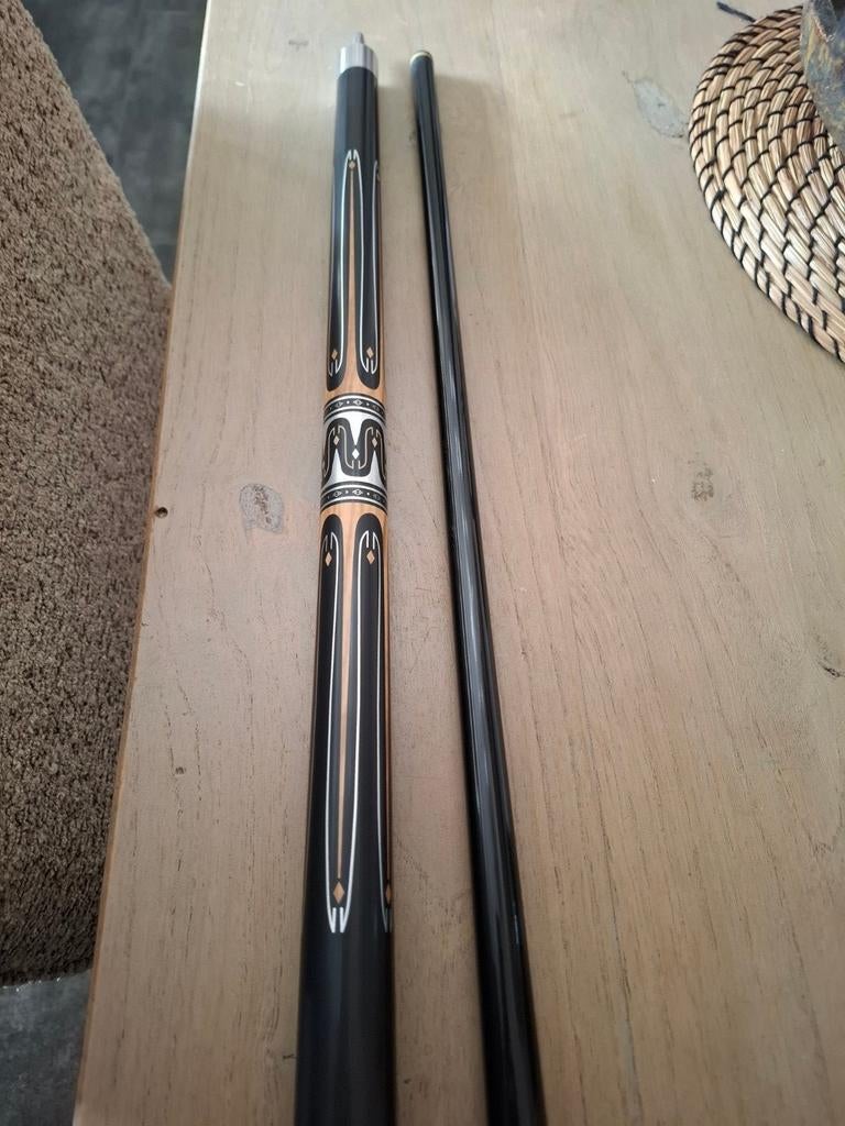 Mooie biljartkeu voor driebanden, Ophalen of Verzenden, Keu of Ballen