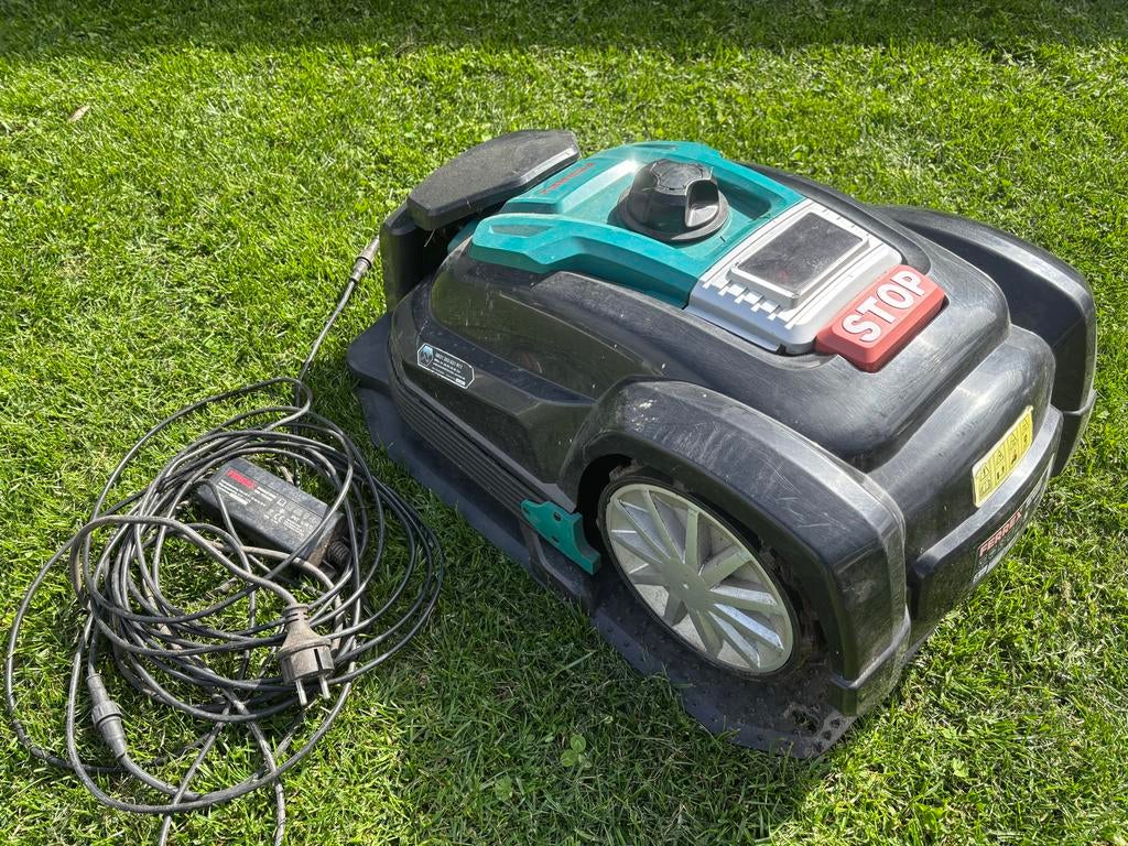 Ferrex Robotmaaier R800Easy+ met laadstation, Ophalen, Gebruikt, 20 tot 25 cm