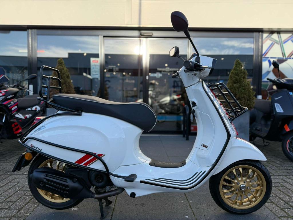 Vespa Sprint 45KM E5 Racing Sixteen, Fietsen en Brommers, Scooters | Vespa, Niet ingevuld, Maximaal 45 km/u, Niet ingevuld, Ophalen of Verzenden
