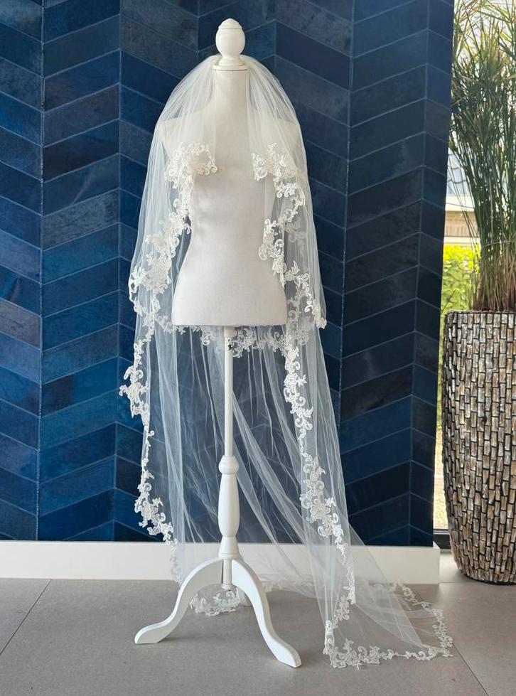 Nieuw! Calante dubbellaags bruidssluier kant kralen, 195cm!, Kleding | Dames, Trouwkleding en Trouwaccessoires, Nieuw, Accessoires