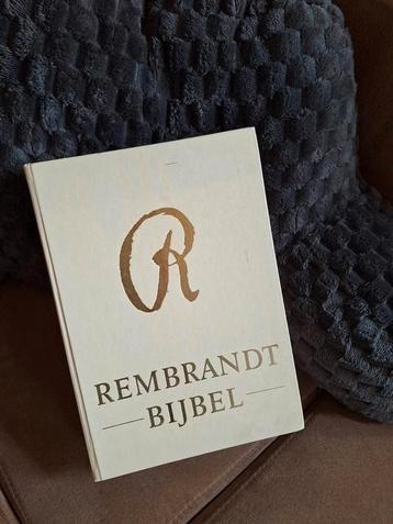 Rembrandt bijbel groot met prachtige platen!! Heel mooi.   beschikbaar voor biedingen