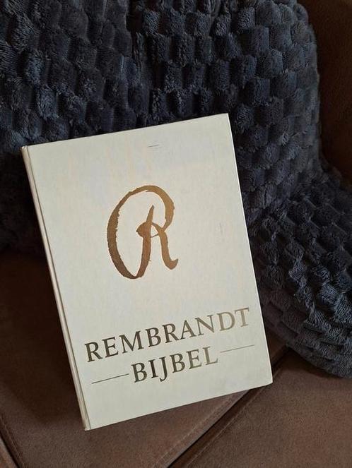 Rembrandt bijbel groot met prachtige platen!! Heel mooi., Boeken, Godsdienst en Theologie, Zo goed als nieuw, Ophalen of Verzenden