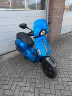 Vespa Sprint Full Option, Ophalen of Verzenden, Zo goed als nieuw
