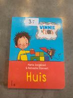 Vinnie & Flos Huis, karton boek, zgan, Ophalen of Verzenden, Zo goed als nieuw