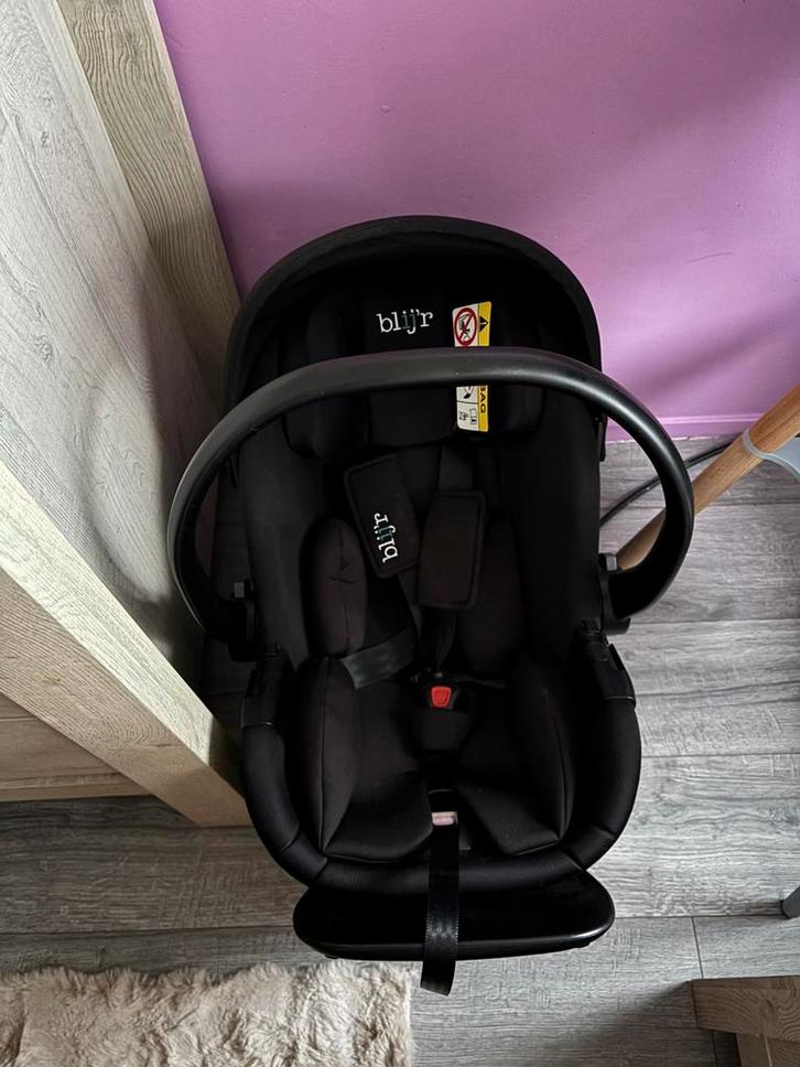 Blij'r maxicosi met isofix, Kinderen en Baby's, Autostoeltjes, Zo goed als nieuw, Maxi-Cosi, 0 t/m 13 kg, Isofix, Ophalen