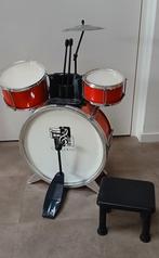 Speelgoed drumstel, Ophalen