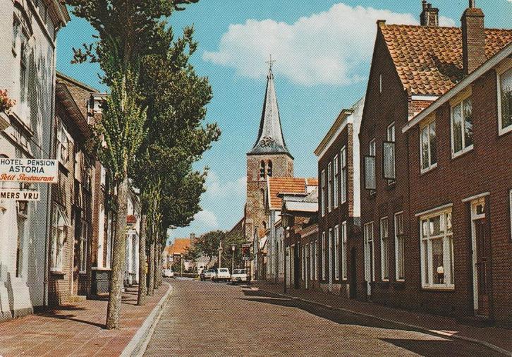 DOMBURG Dorpsgezicht, Verzamelen, Ansichtkaarten | Nederland, Ongelopen, Zeeland, 1960 tot 1980, Verzenden