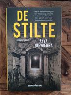 Anya Niewierra - De Stilte, Ophalen of Verzenden, Zo goed als nieuw