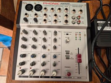 Phonic am 220 mengpaneel inclusief div. beschikbaar voor biedingen