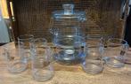 Douwe Egberts Theeset: Theepot, Glazen & Theelicht, Antiek en Kunst, Antiek | Glas en Kristal, Ophalen