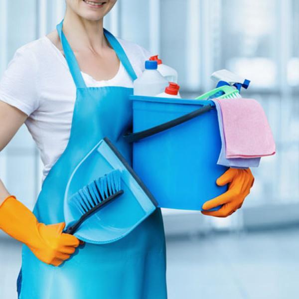 SCHOONMAAKSTER AANGEBODEN 🧚🏻🍀🪣🧽🧴🚽🛀🛌🍀, Vacatures, Vacatures | Schoonmaak en Facilitaire diensten, Overige niveaus, Vanaf 3 jaar