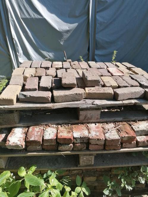 Gebruikte metselstenen tevens putstenen, Doe-het-zelf en Verbouw, Metselstenen, Zo goed als nieuw, Bakstenen, Ophalen
