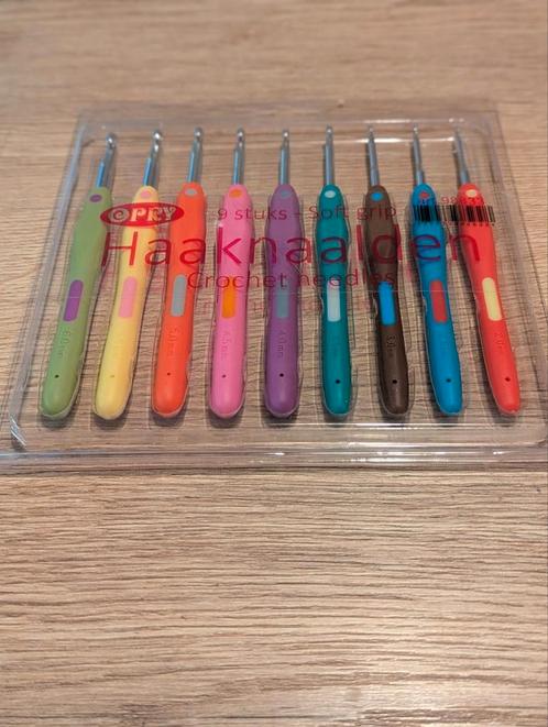 Opry haaknaalden set. 9 haaknaalden. Van €17.95 voor €7.50, Hobby en Vrije tijd, Breien en Haken, Nieuw, Haken, Ophalen of Verzenden