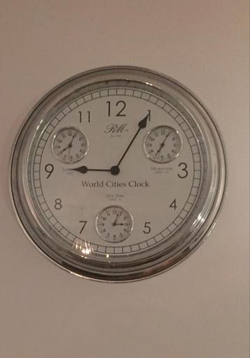 Riviera Maison World Cities Klok 51cm beschikbaar voor biedingen