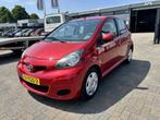 Toyota Aygo 1.0-12V Comfort Nav. - Zeer Mooi, Voorwielaandrijving, Euro 5, Gebruikt, 4 stoelen