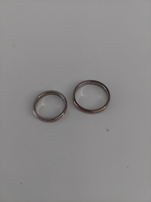 Twee onedelen trouwringen showroommodel grijs, Sieraden, Tassen en Uiterlijk, Ringen, Nieuw, Dame of Heer, 18 tot 19, Grijs, IJzer of Staal