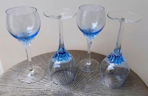 4 blauw Ballon wijnglazen glas glazen, Huis en Inrichting, Keuken | Servies, Zo goed als nieuw, Glas of Glazen, Overige stijlen