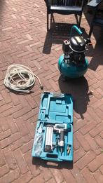 Compresor met Makita spijkerpistool - Zo goed als nieuw, Doe-het-zelf en Verbouw, Ophalen, Zo goed als nieuw, Minder dan 200 liter/min