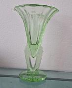 Uranium glas artdeco vaas uraniumglas, Antiek en Kunst, Antiek | Glas en Kristal, Ophalen of Verzenden
