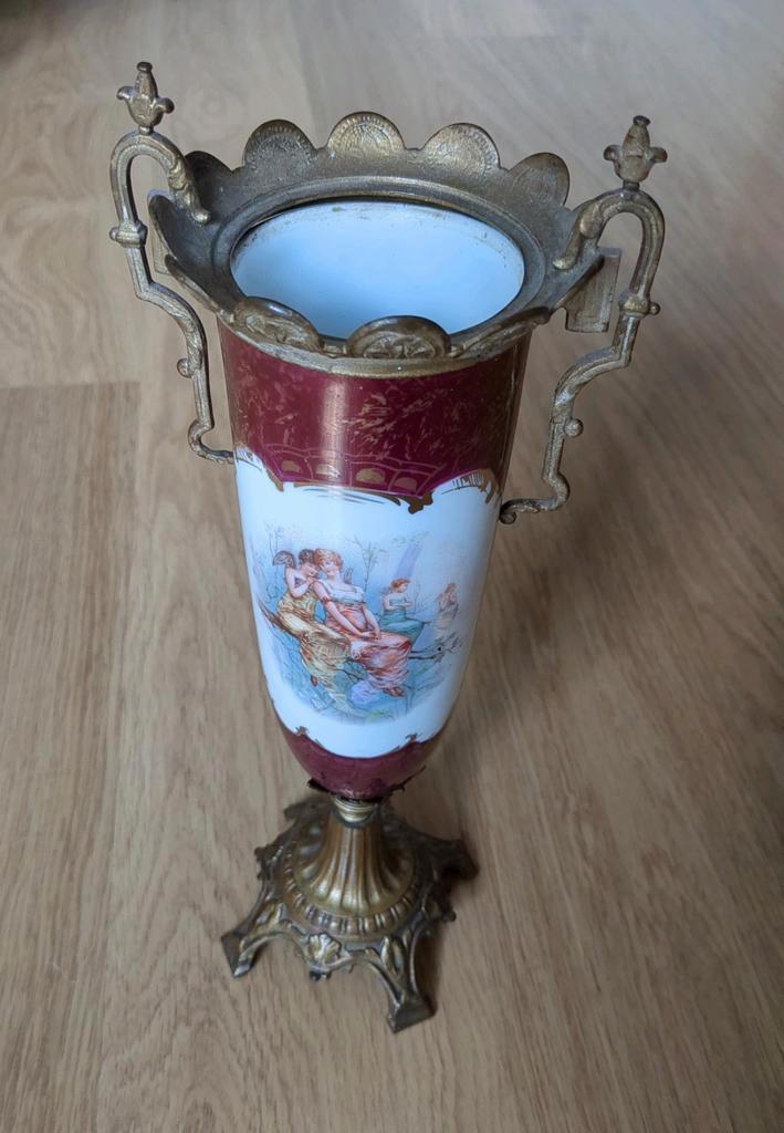 Limoges porceleine vaas/ kelk, Antiek en Kunst, Antiek | Keramiek en Aardewerk, Ophalen of Verzenden