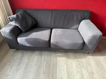 Bank beschikbaar voor biedingen