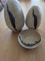 2 eieren en schaaltje van keramiek, Antiek en Kunst, Antiek | Keramiek en Aardewerk, Ophalen