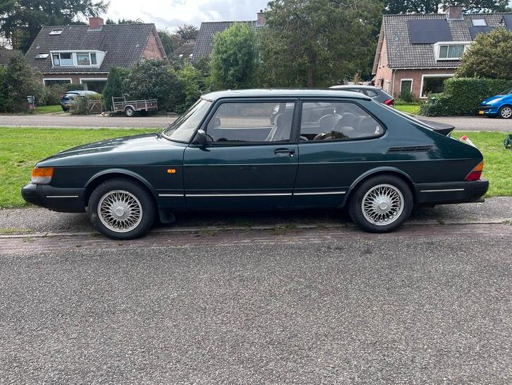 Saab 900i 2.0 I APK tot 09/2027 I Scarabee groen, Auto's, Saab, Particulier, Saab 900, Benzine, Euro 2, Hatchback, Handgeschakeld