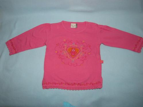 Lief roze shirtje met borduur en gehaakte randjes mt 80, Kinderen en Baby's, Babykleding | Maat 80, Zo goed als nieuw, Meisje