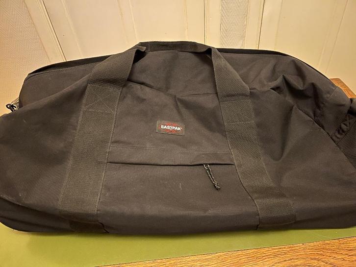 Eastpak Container 85 - Reistas met wielen - Black, Sieraden, Tassen en Uiterlijk, Tassen | Reistassen en Weekendtassen, Zo goed als nieuw