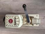 Leuke ouderwetse vintage koffiemolen, Antiek en Kunst, Ophalen