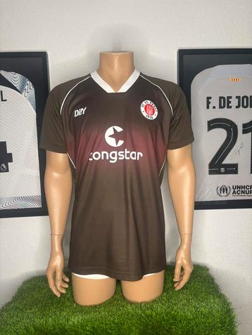 FC St. Pauli thuisshirt 2023/2024 beschikbaar voor biedingen