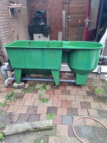 Grote 3-kamer vijverfilter met vortex beschikbaar voor biedingen