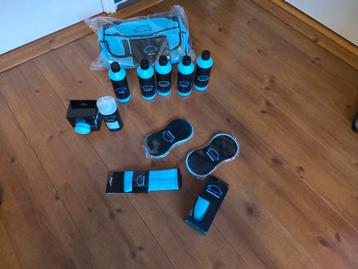 Schoonmaak pakket van stipt  met opbergtas beschikbaar voor biedingen
