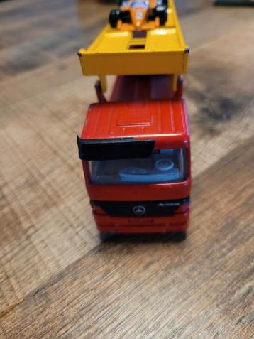 Siku Transporter met Auto's beschikbaar voor biedingen