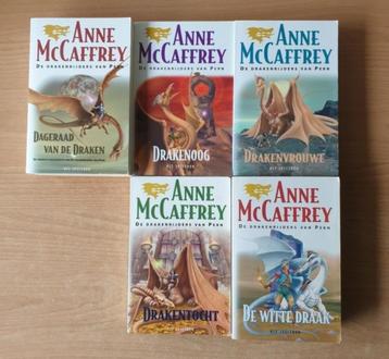 Anne McCaffrey - 5x De Drakenrijders van Pern beschikbaar voor biedingen