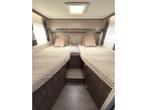 Chausson Titanium 627GA CAMPER AUTOMAAT ENKELE BEDDEN HEFBED, Caravans en Kamperen, Campers, Automaat, Ringverwarming, Ford, 7 tot 8 meter
