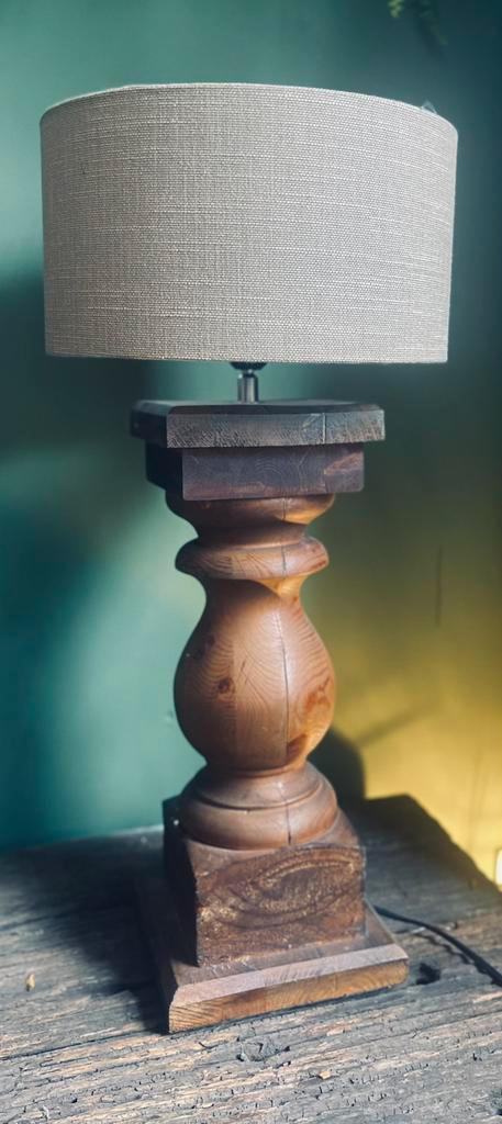 Sobere Balusterlamp, Huis en Inrichting, Lampen | Tafellampen, Zo goed als nieuw, Minder dan 50 cm, Ophalen of Verzenden