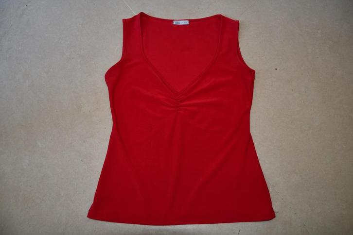Rood topje van mk one, Kleding | Dames, Tops, Nieuw, Maat 38/40 (M), Rood, Zonder mouw, Ophalen of Verzenden